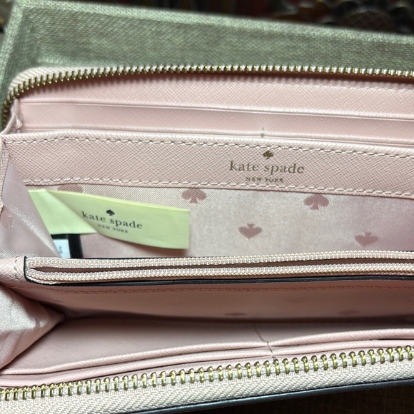 kate spade New York Pink Flamingos By The Pool Lacey Wallet 7.5”Lx4”Hx1.25”W - Picture 11 of 17